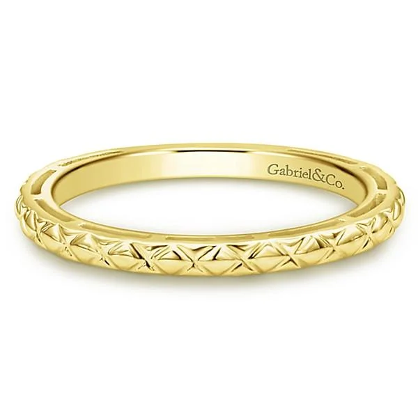 Engraved Stackable Ring 14K Yellow Gold | Mullen Jewelers