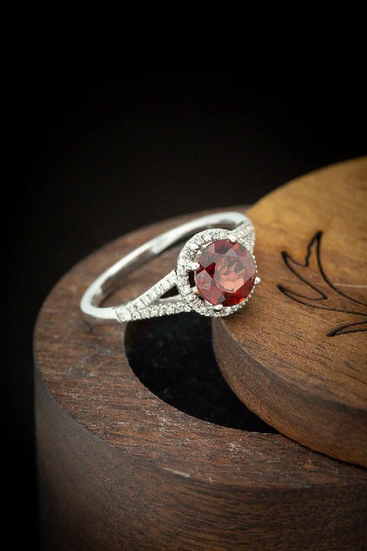 "AURA" - BIRTHSTONE RING WITH A GARNET CENTER STONE & DIAMOND ACCENTS