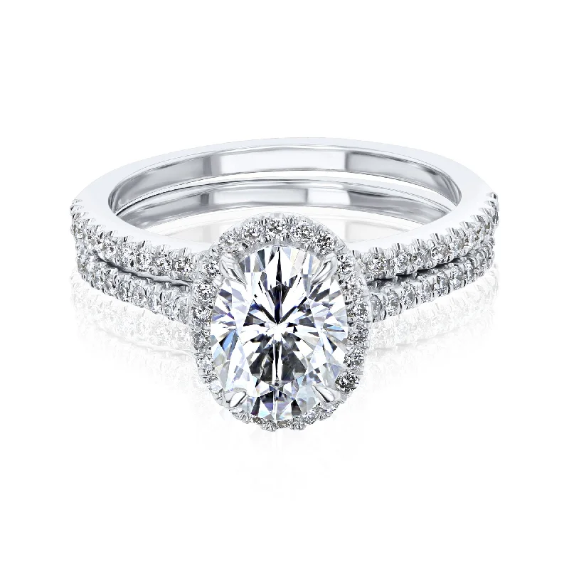 1.5ct Classic Oval Halo Bridal Set