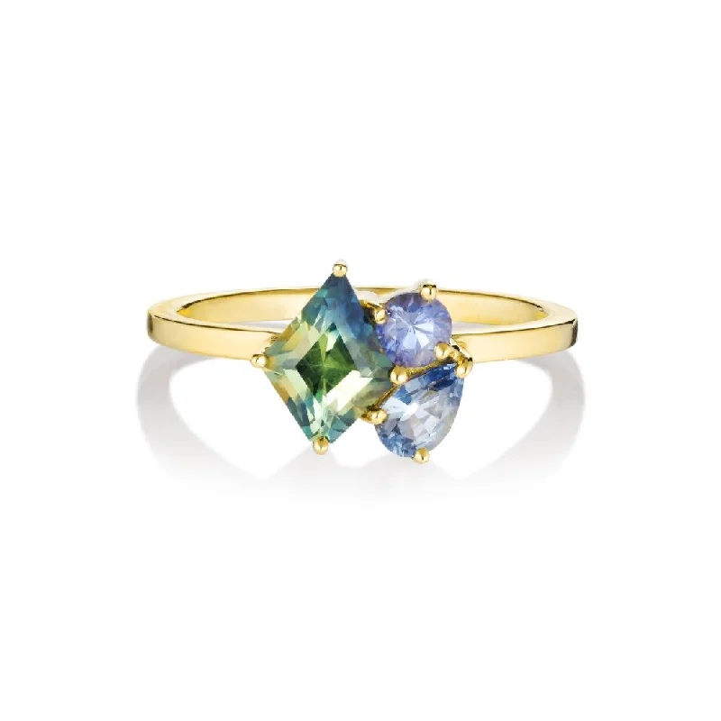 Varnaya Pasi 18K Gold Ring w. Sapphires