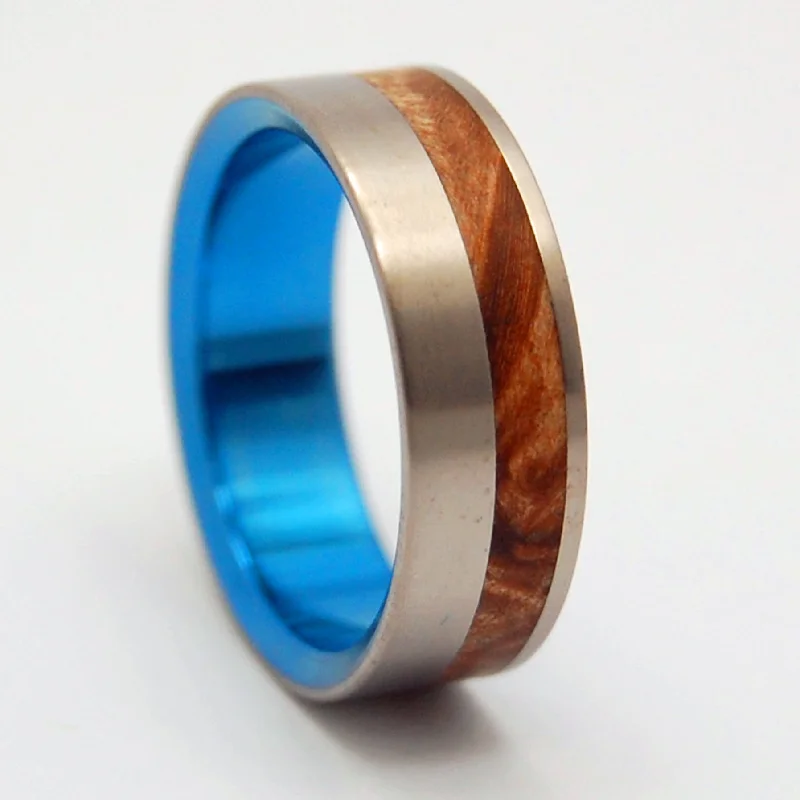 Blue Faun | Men's Box Elder Wood & Titanium Wedding Ring