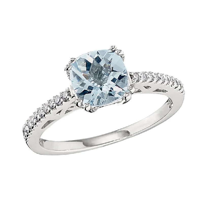 Vintage Style Aquamarine and Diamond Ring