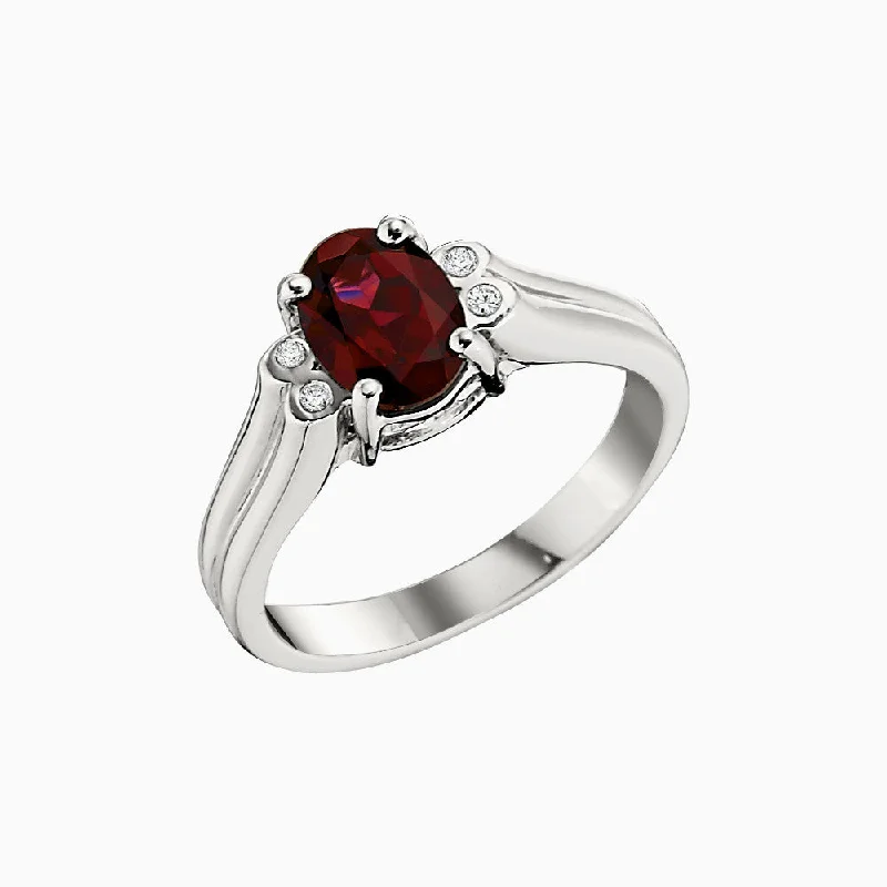 Modern Garnet and Diamond Ring