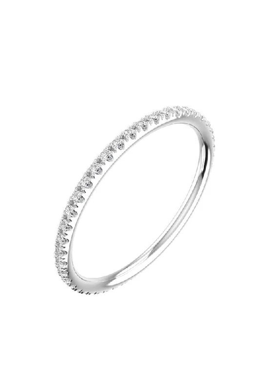 Line Pavé 18K White Gold Ring w. Lab-Grown Diamonds