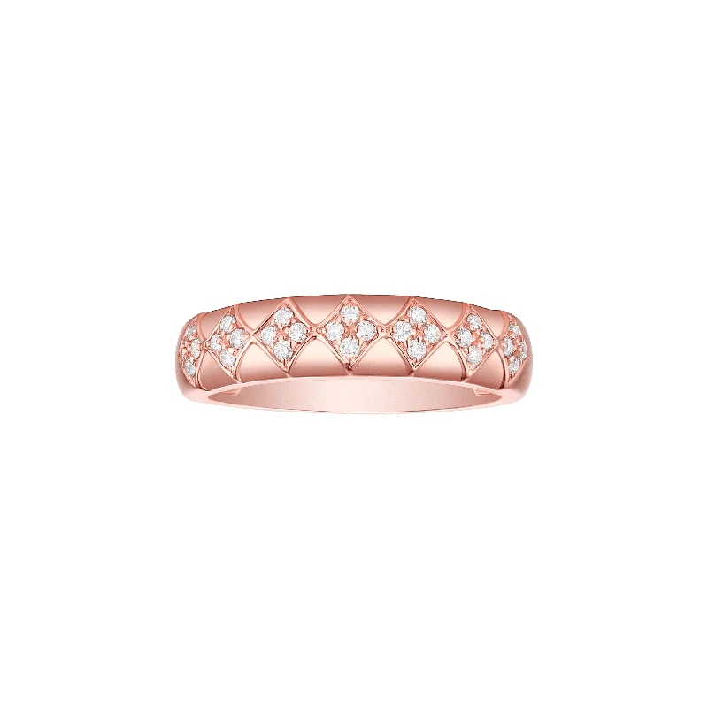 Smiling light stackable band ring