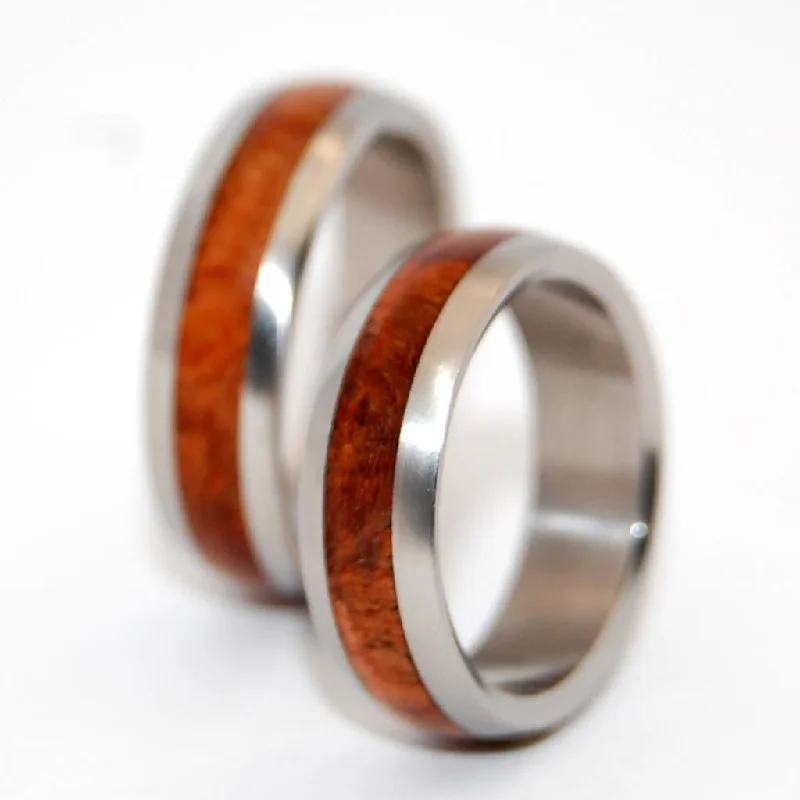 Amour | Matching Wood & Titanium Wedding Ring