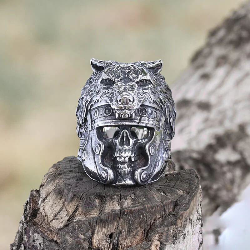 Vintage Warrior Wolf Head Stainless Steel Skull Ring