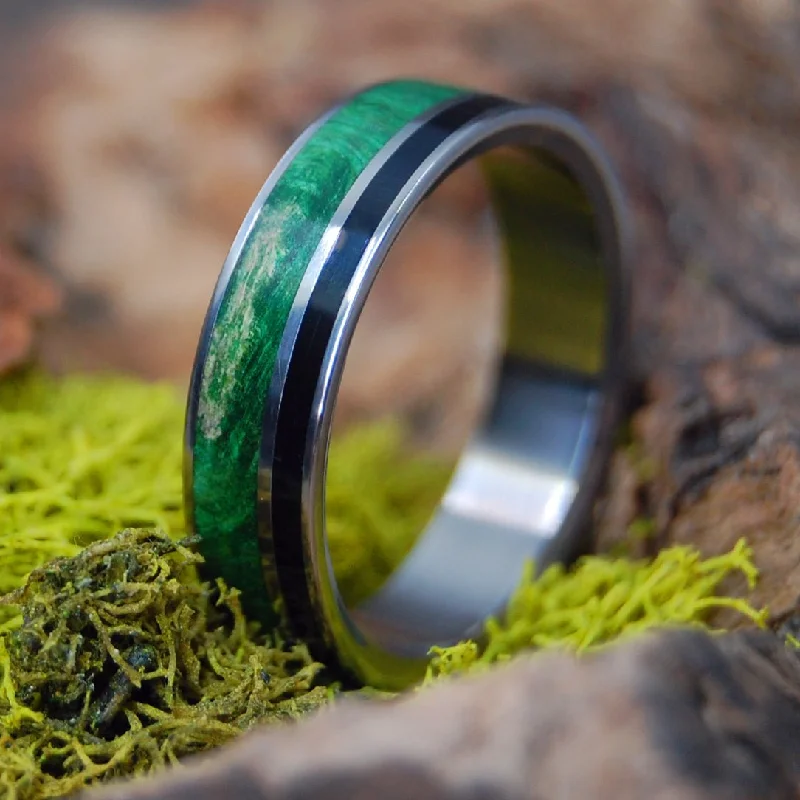 Wits That Do Agree | Men's Horn, Wood & Titanium Wedding Ring