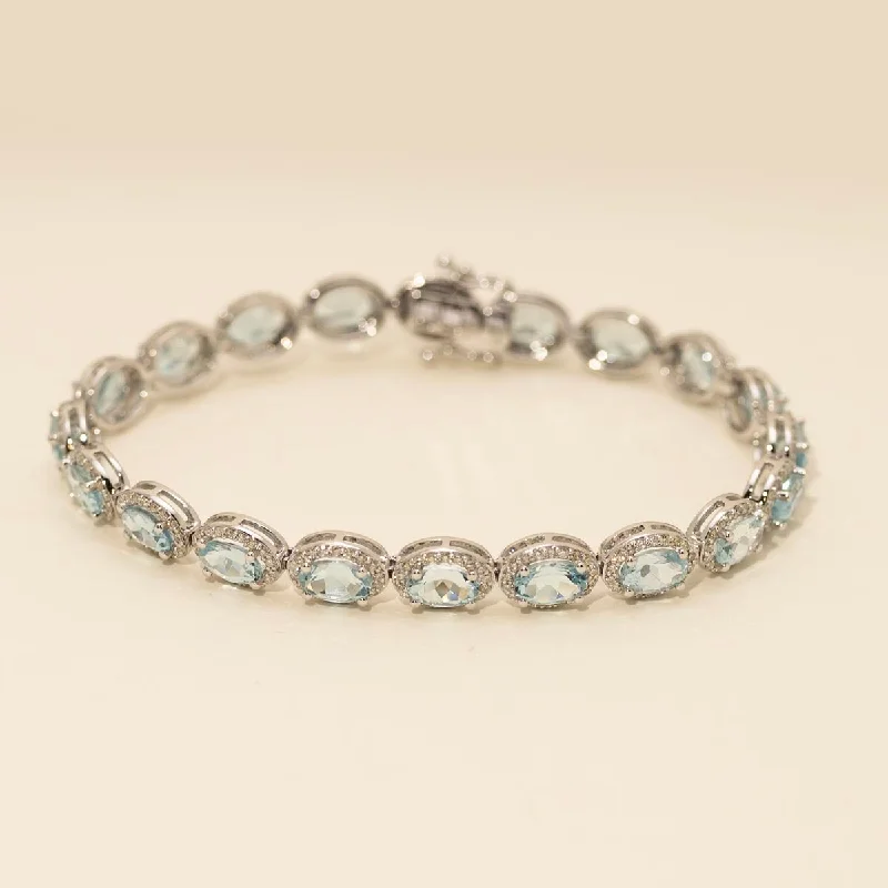 Oval Aquamarine Halo Diamond Tennis Bracelet in 14kt White Gold  (1 3/8ct tw)